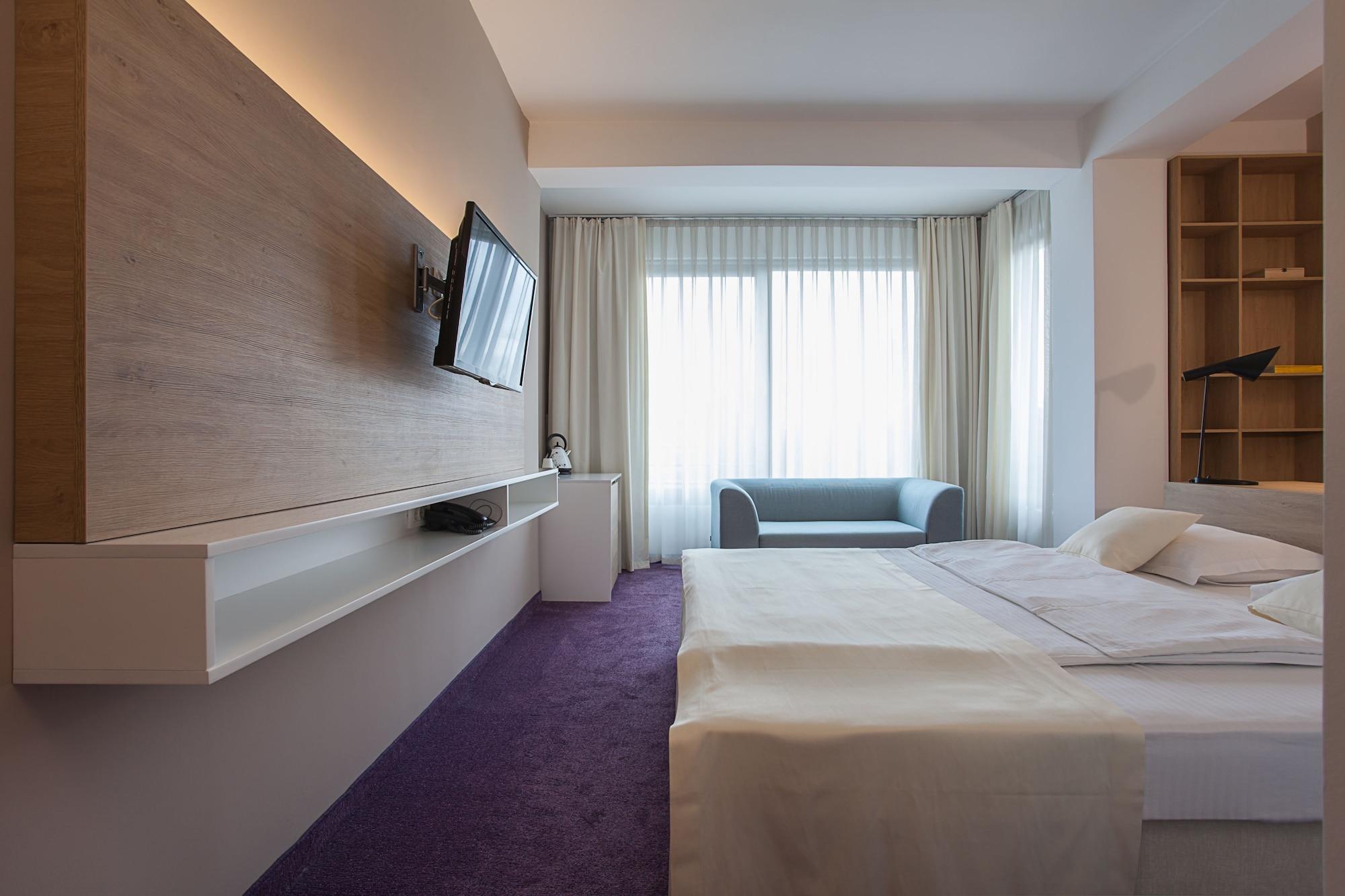 City Park Hotel Скоп'є Екстер'єр фото