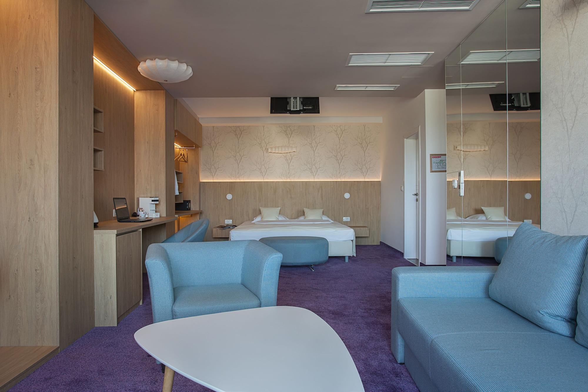 City Park Hotel Скоп'є Екстер'єр фото