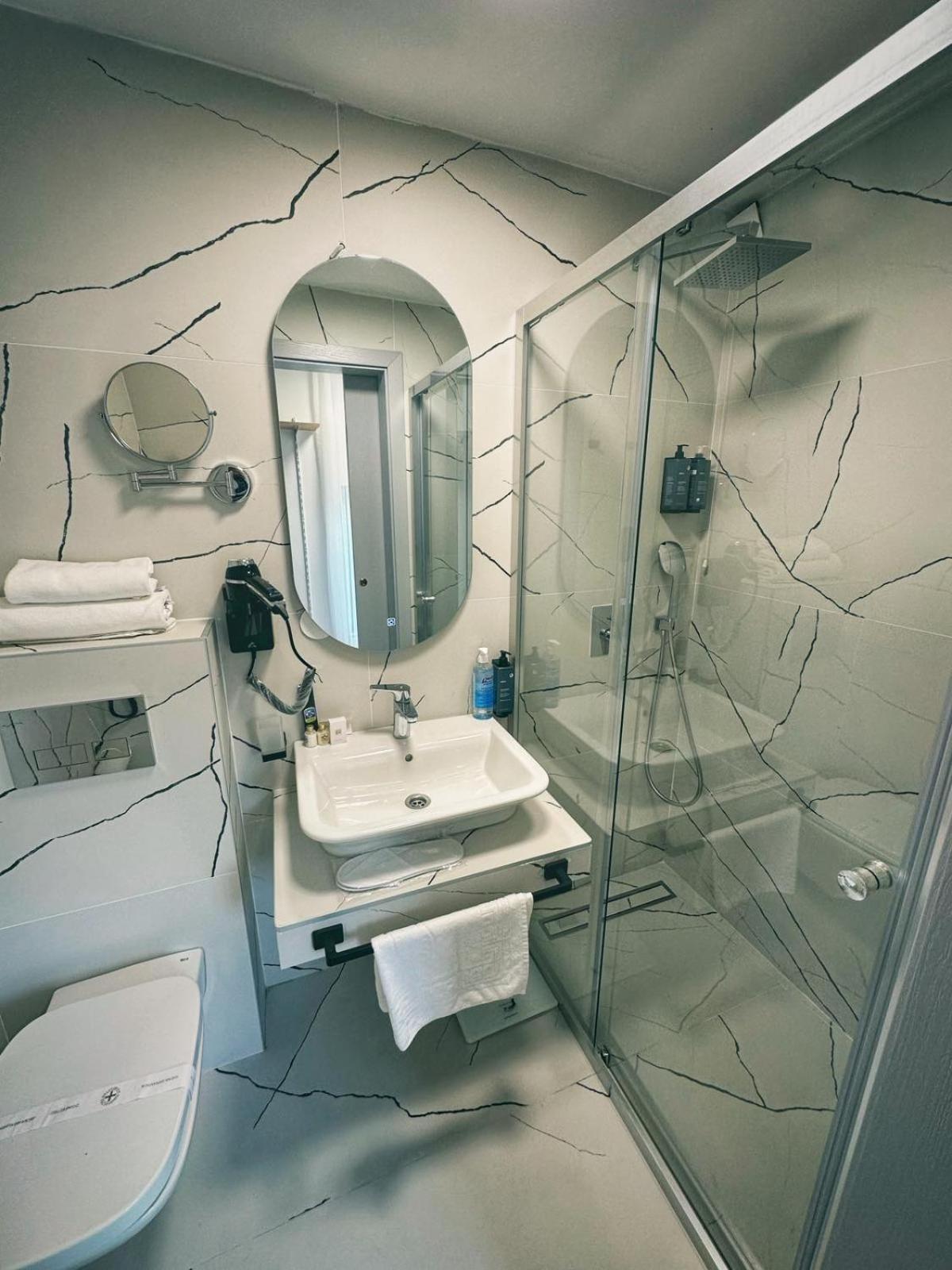 City Park Hotel Скоп'є Екстер'єр фото
